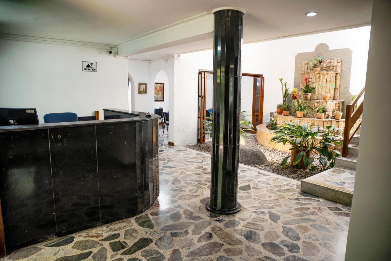 Casa Rosales Hotel Меделин Екстериор снимка