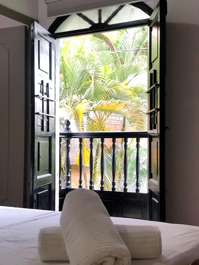 Casa Rosales Hotel Меделин Екстериор снимка