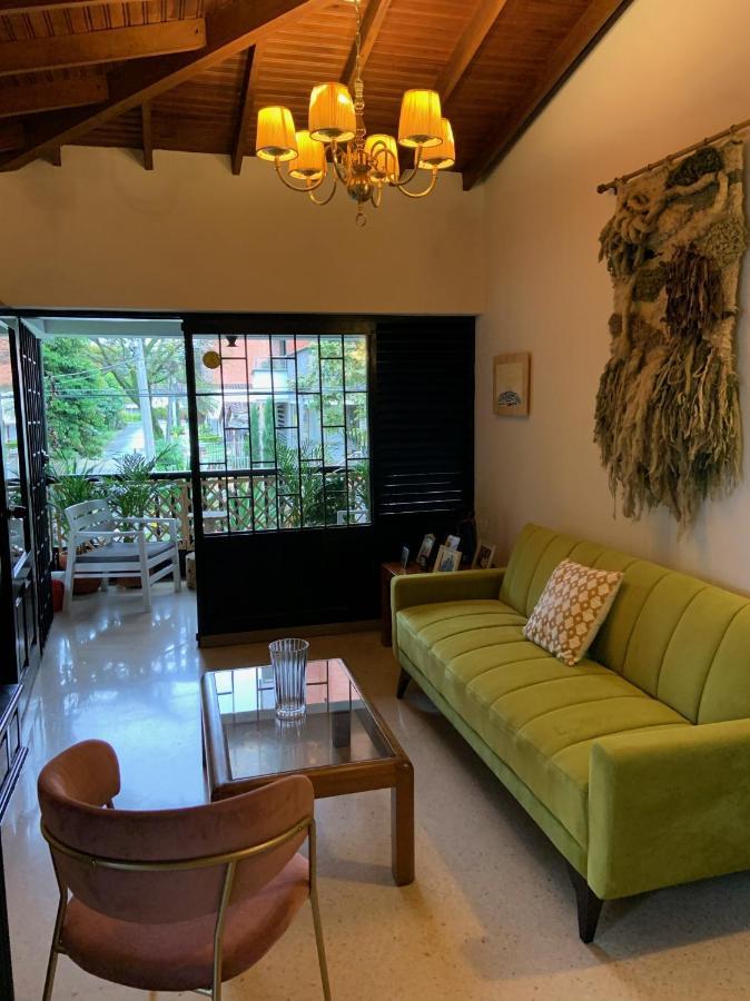 Casa Rosales Hotel Меделин Екстериор снимка