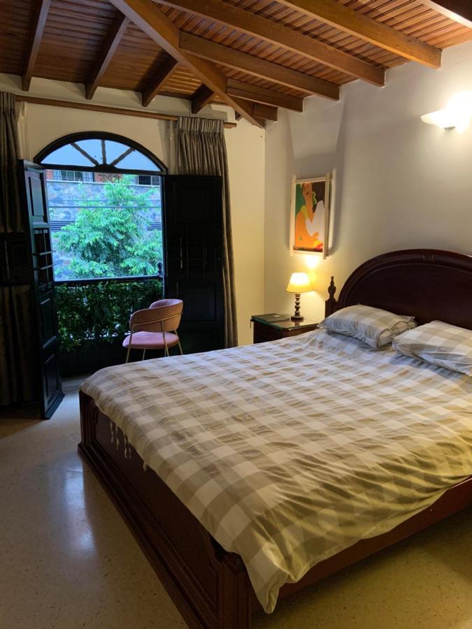 Casa Rosales Hotel Меделин Екстериор снимка