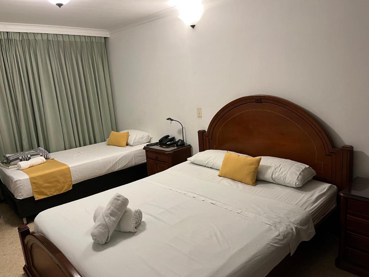 Casa Rosales Hotel Меделин Екстериор снимка