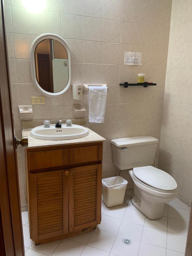 Casa Rosales Hotel Меделин Екстериор снимка